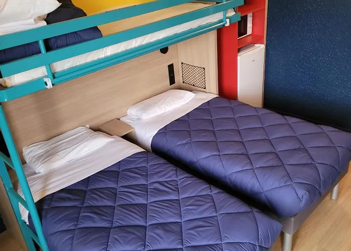 فندق Premiere Classe Lyon Nord دارْدييِ