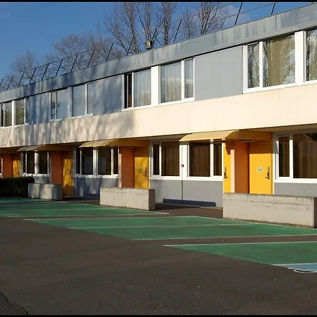 Otel Premiere Classe Lyon Nord 2*
