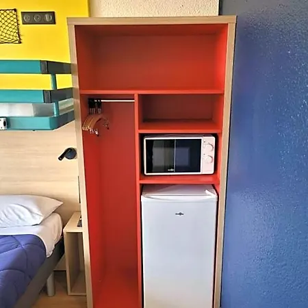 Hotel Premiere Classe Lyon Nord 2*