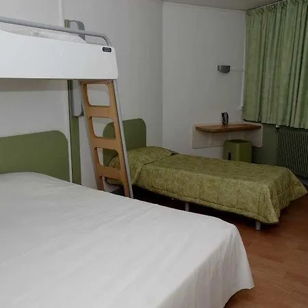 Premiere Classe Lyon Nord Otel