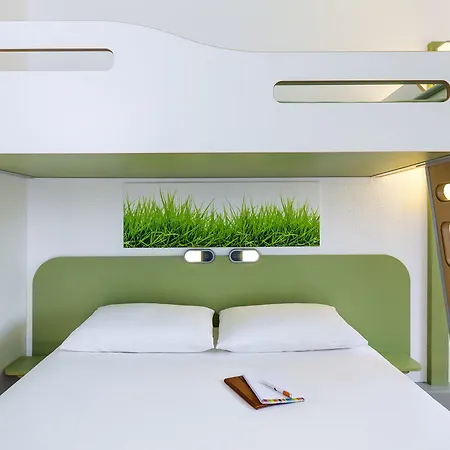 Hotel Premiere Classe Lyon Nord 2*